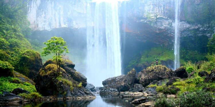 kinh nghiệm đi thác k50, trekking thác k50, thác k50 măng đen